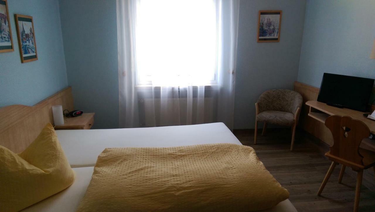 Hotel-Gasthof Krone-Lax Scheinfeld Buitenkant foto